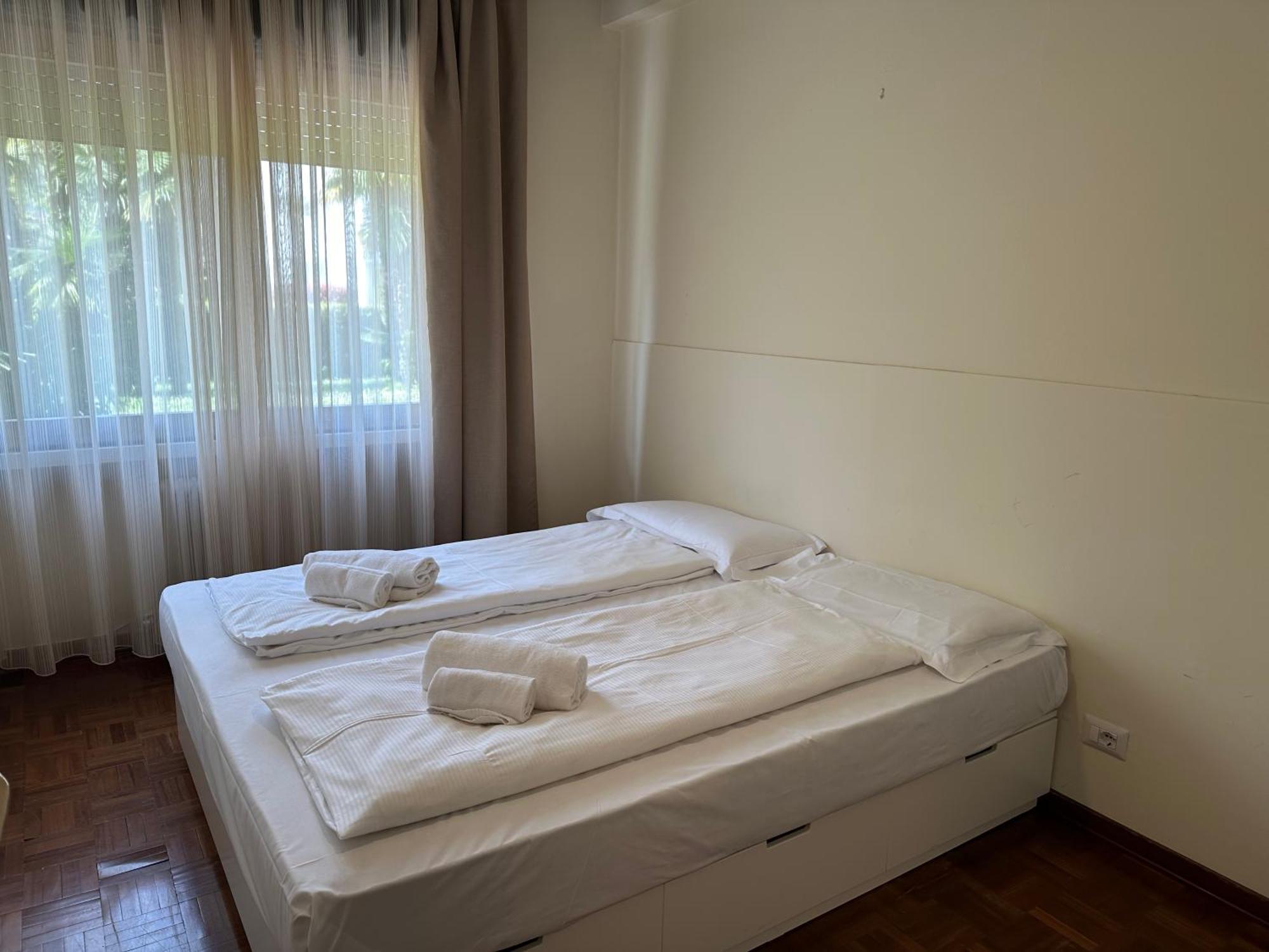 Residence Monica Riva del Garda Szoba fotó