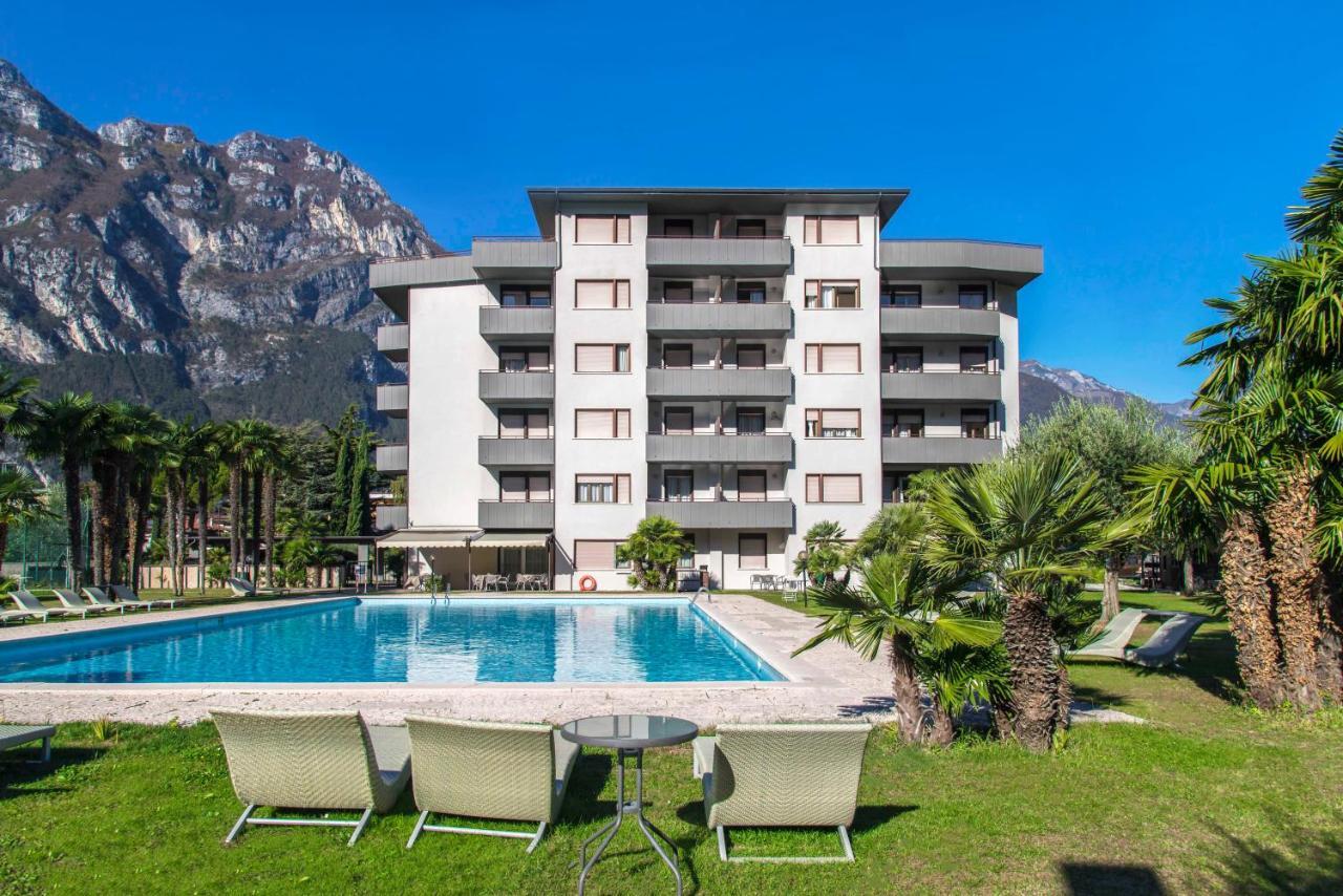 Residence Monica Riva del Garda Kültér fotó